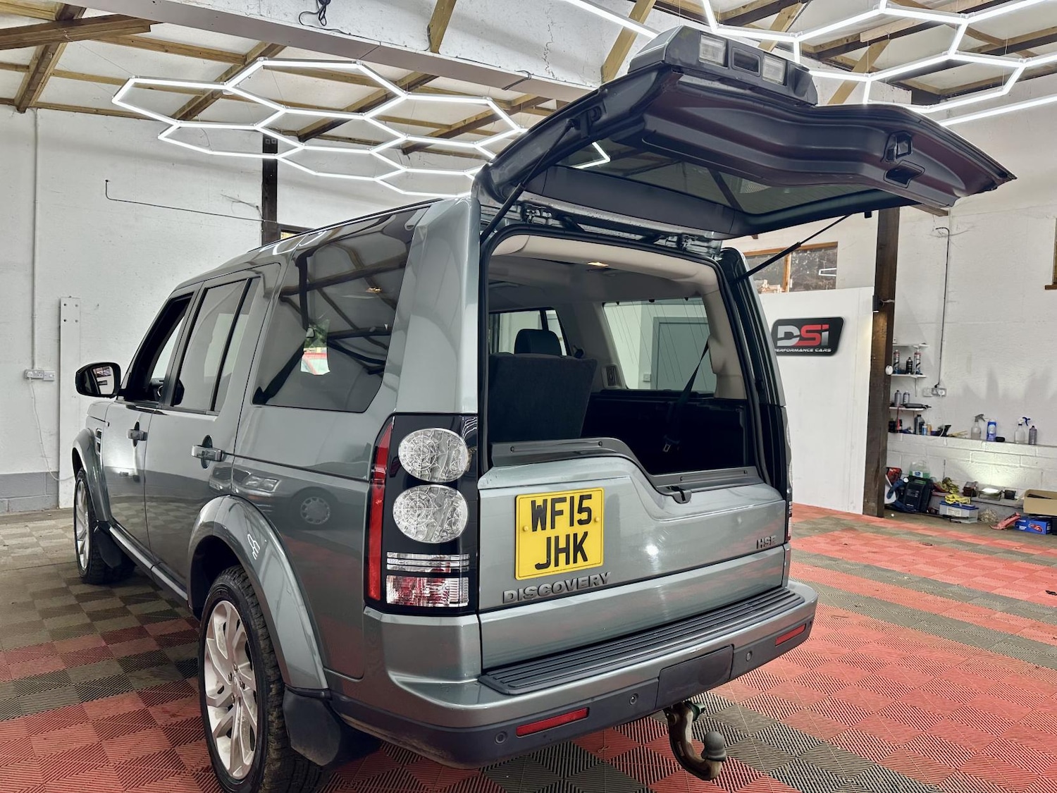 Used Land Rover Discovery 2015 for sale - 77736225: Photo 11