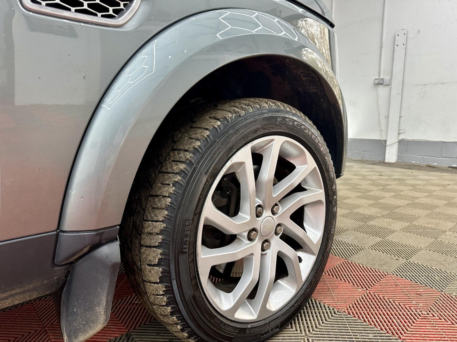 Used Land Rover Discovery 2015 for sale - 77736225: Photo 14