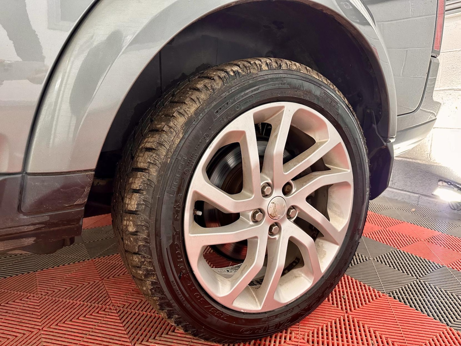 Used Land Rover Discovery 2015 for sale - 77736225: Photo 15