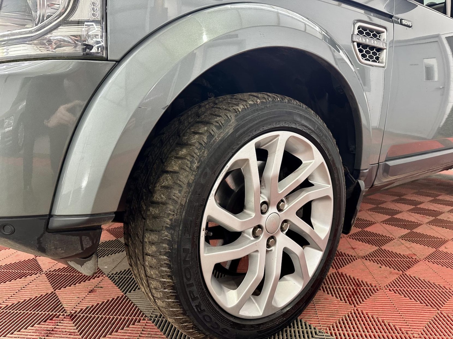 Used Land Rover Discovery 2015 for sale - 77736225: Photo 7