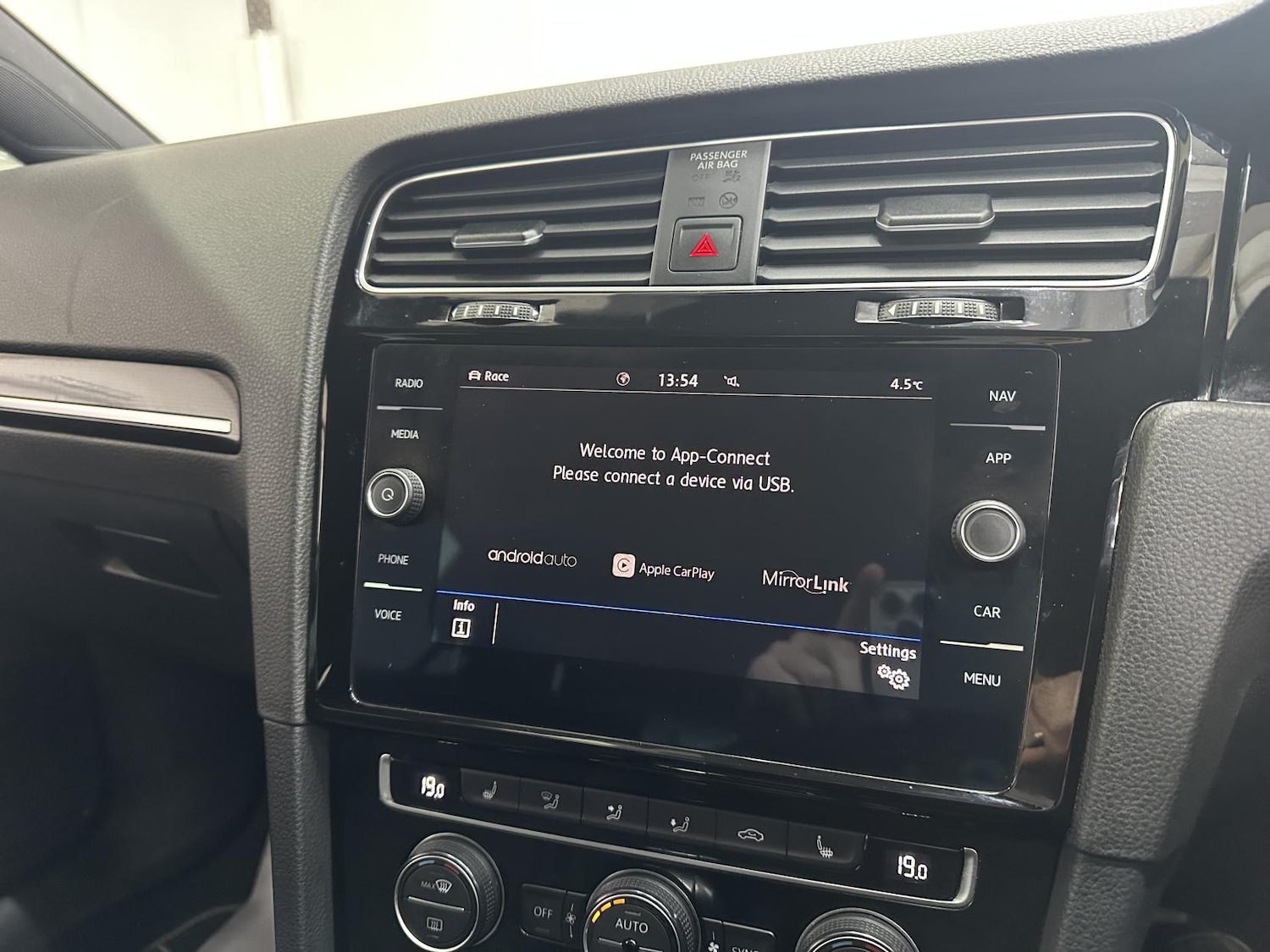 Used Volkswagen Golf 2020 for sale - 77881460: Photo 34