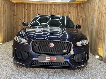 Used Jaguar F-Pace 2017 for sale - 78442767: Photo