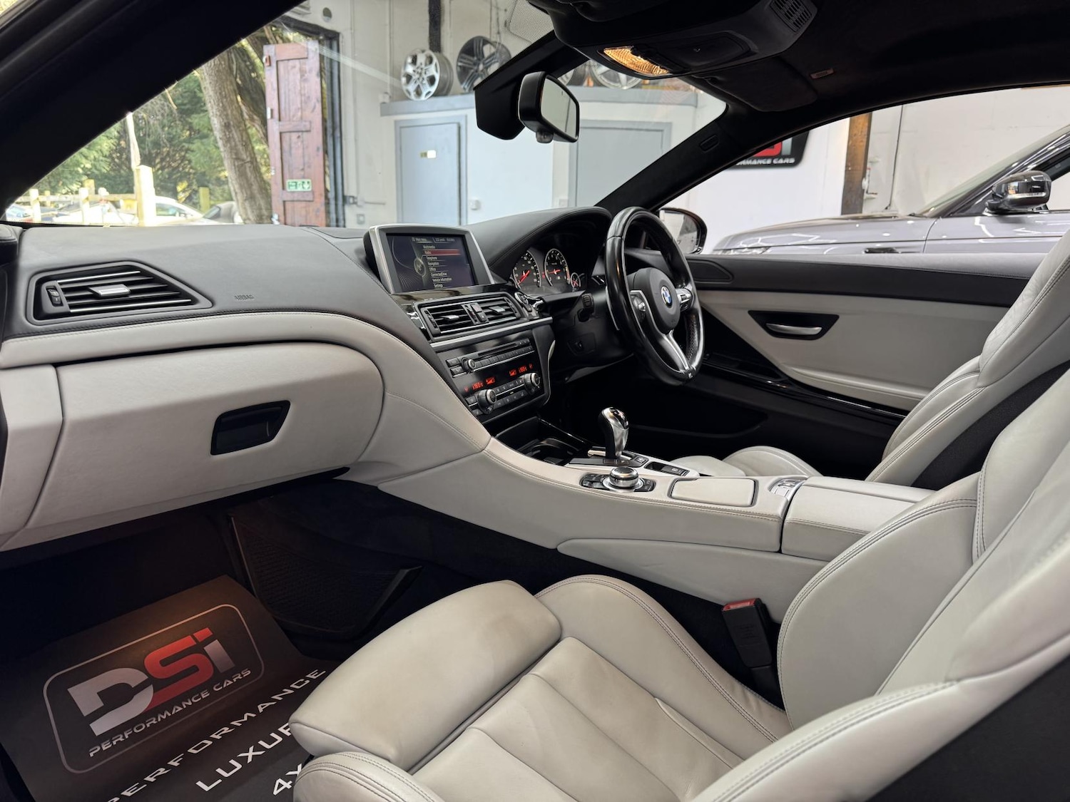 Used BMW M6 2014 for sale - 78028171: Photo 29