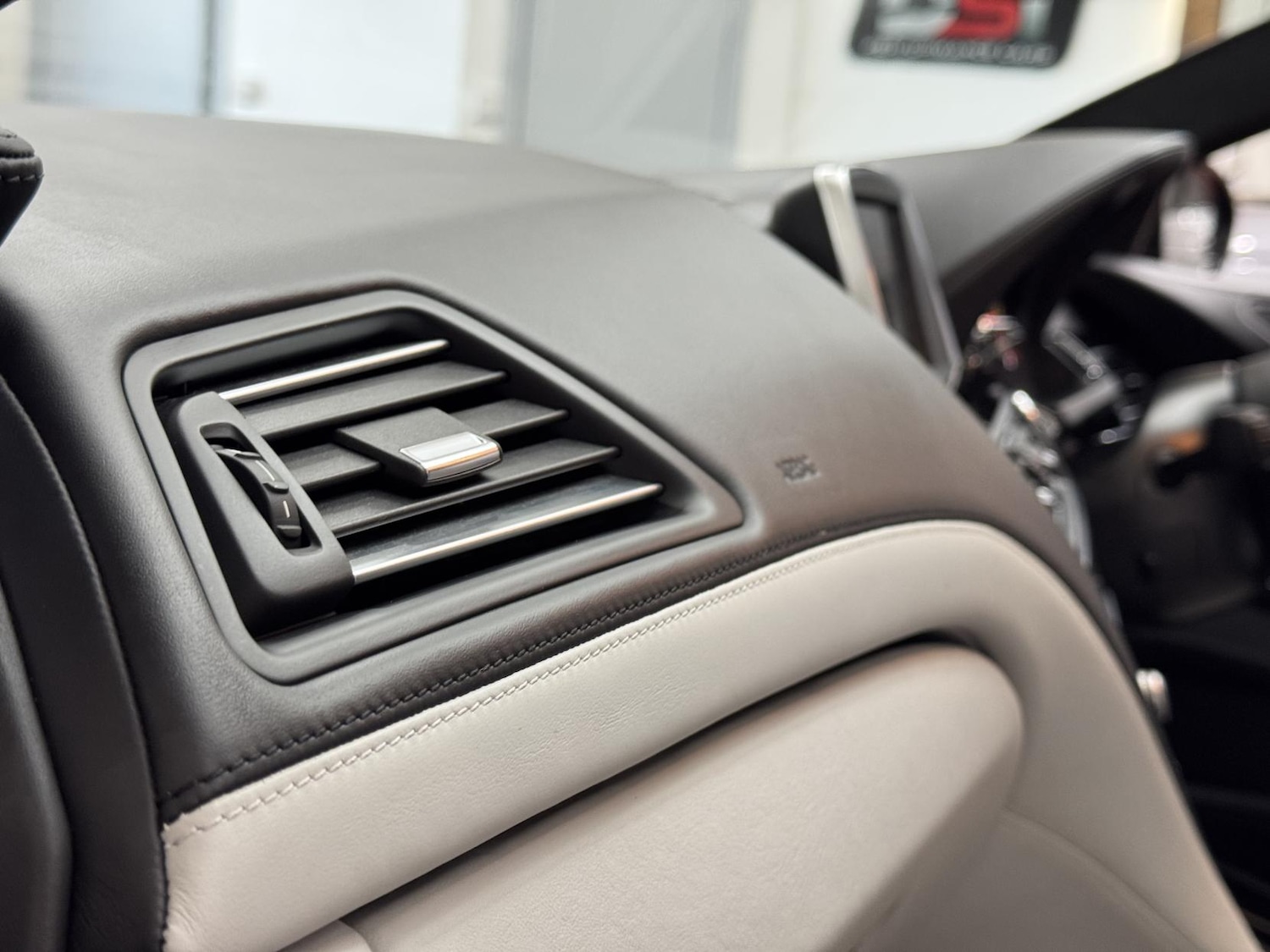 Used BMW M6 2014 for sale - 78028171: Photo 35