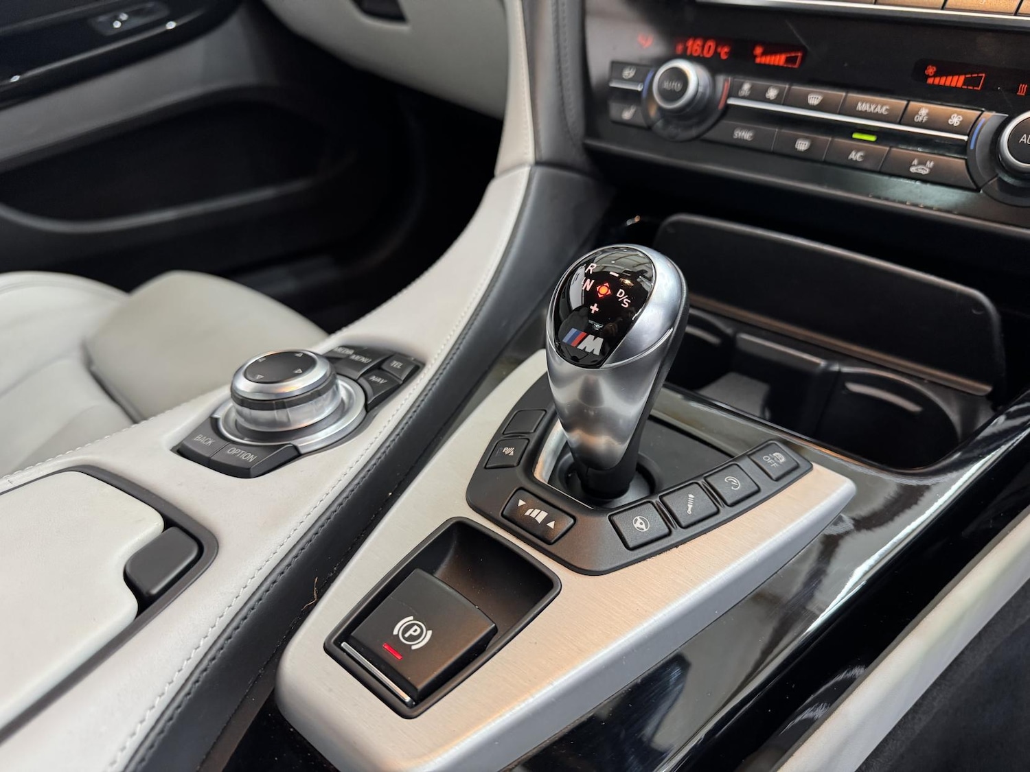 Used BMW M6 2014 for sale - 78028171: Photo 45