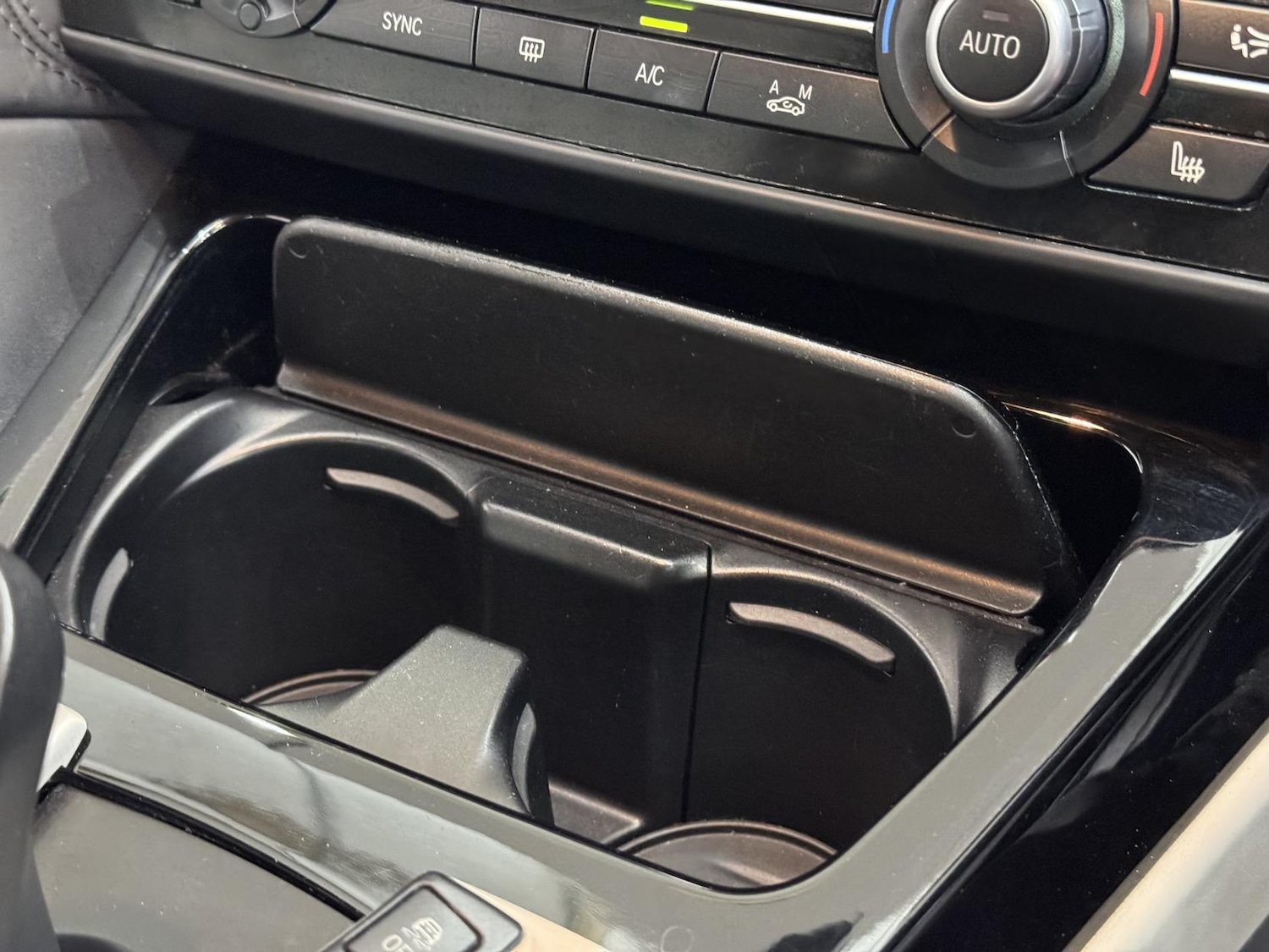 Used BMW M6 2014 for sale - 78028171: Photo 46