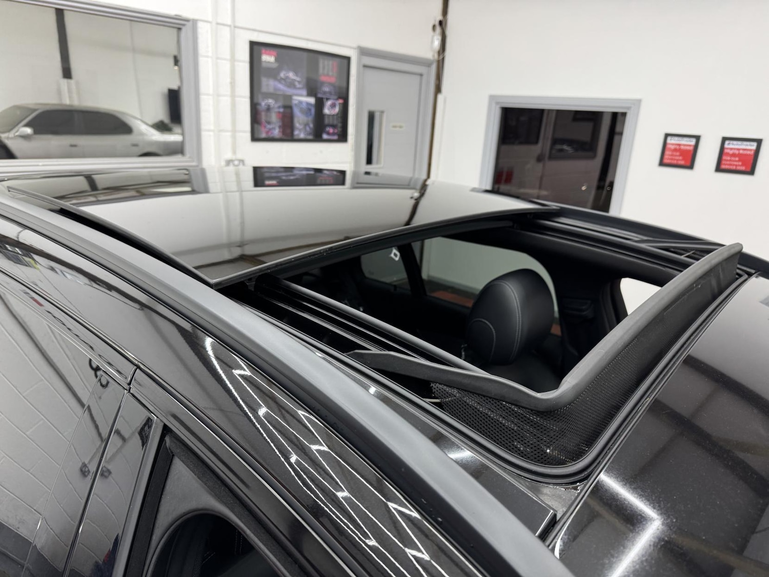 Used Mercedes-Benz C Class 2016 for sale - 77087789: Photo 35