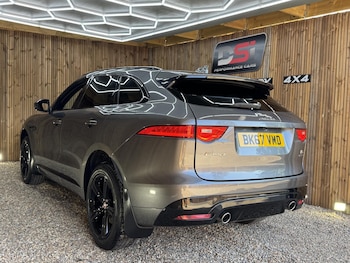 Used Jaguar F-Pace 2017 for sale - 79223424: Photo
