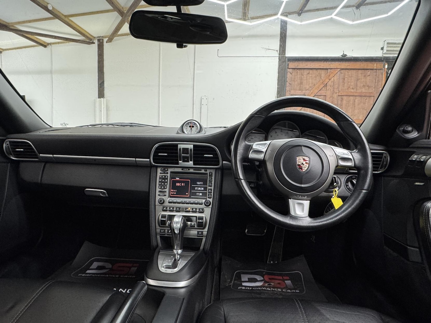 Used Porsche 911 2006 for sale - 77992040: Photo 19