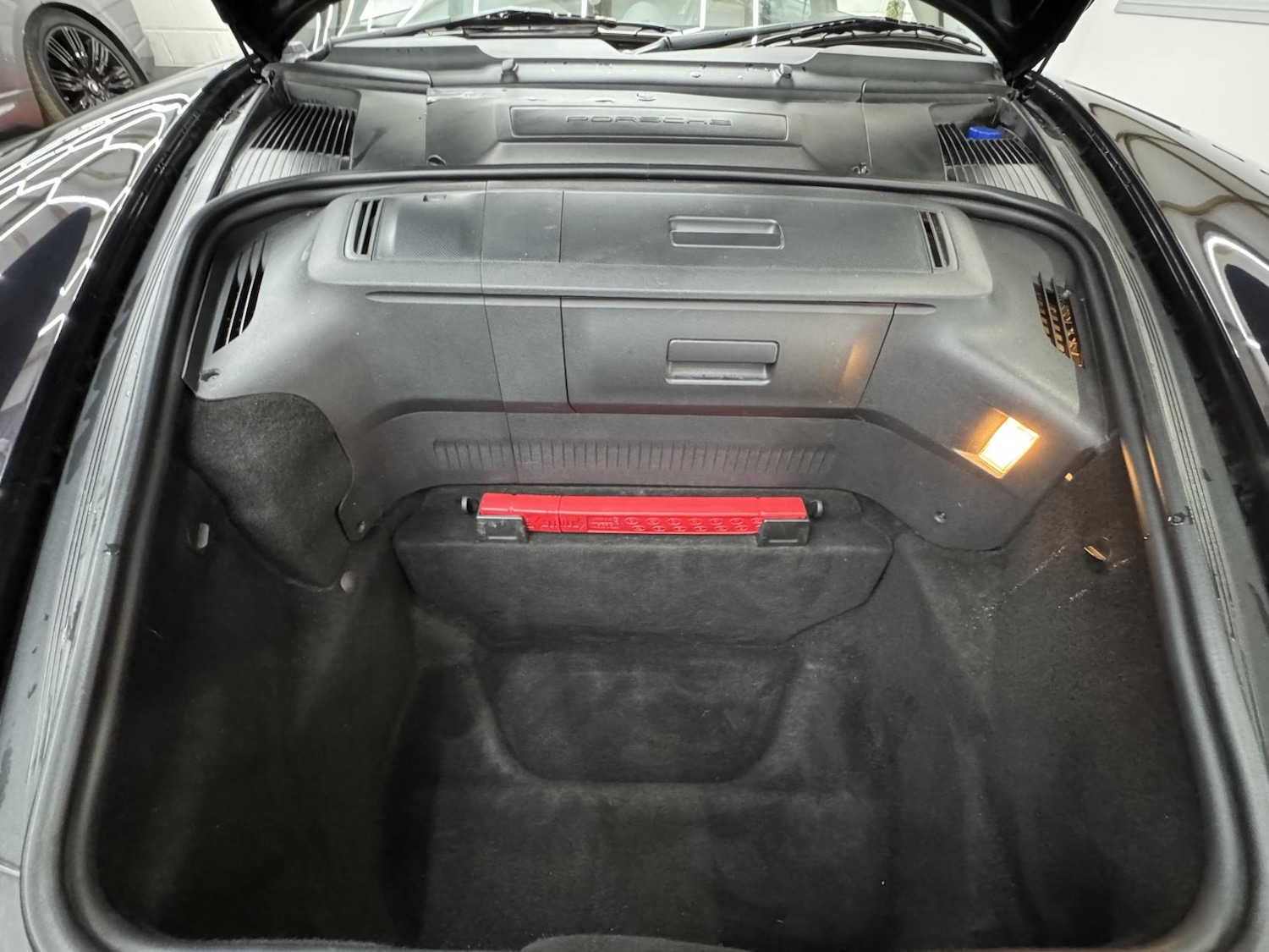 Used Porsche 911 2006 for sale - 77992040: Photo 42