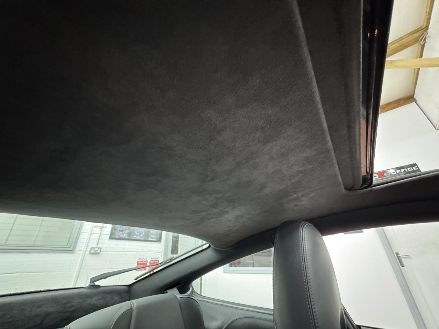 Used Porsche 911 2006 for sale - 77992040: Photo 43