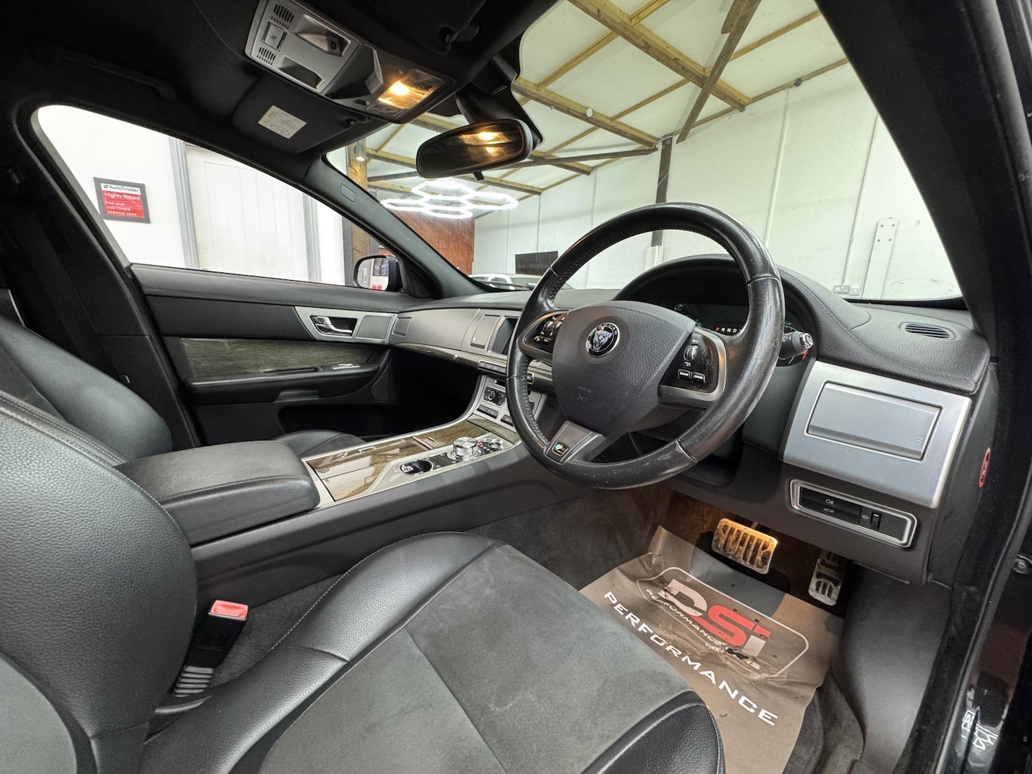 Used Jaguar XF 2014 for sale - 77682229: Photo 17