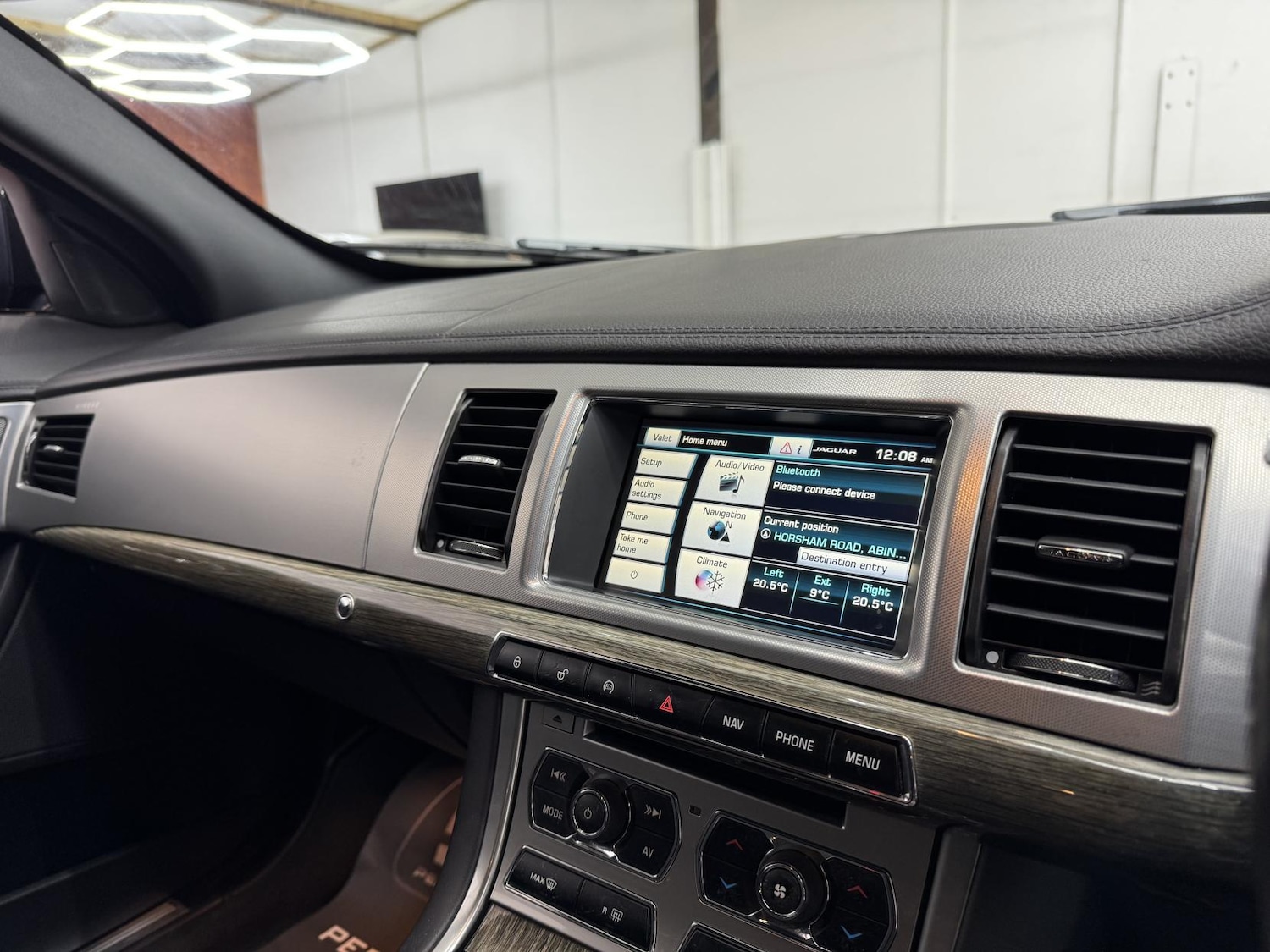 Used Jaguar XF 2014 for sale - 77682229: Photo 36