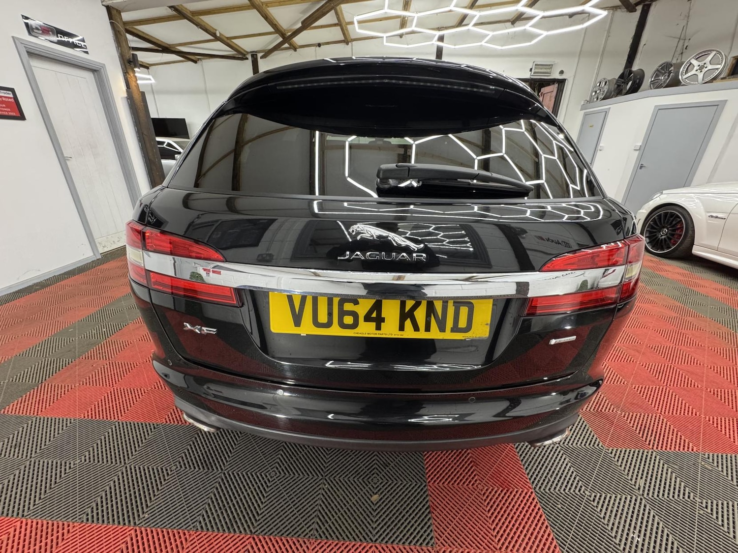 Used Jaguar XF 2014 for sale - 77682229: Photo 7