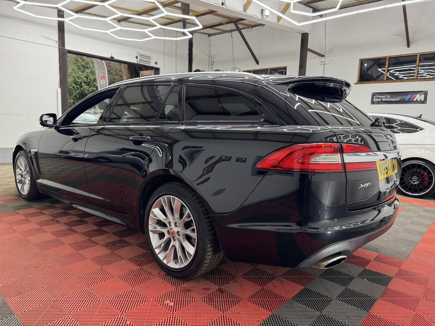 Used Jaguar XF 2014 for sale - 77682229: Photo 8