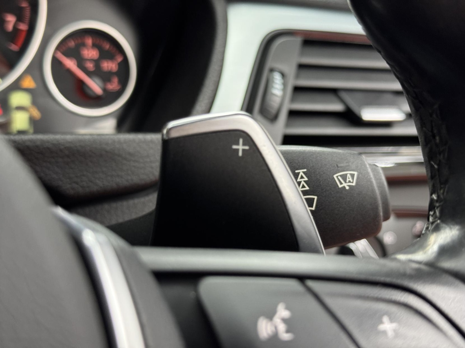 Used BMW 4 Series 2015 for sale - 77848300: Photo 38