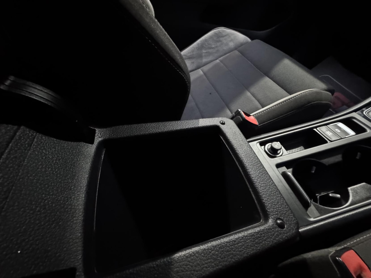 Used Volkswagen Golf 2015 for sale - 76722767: Photo 32