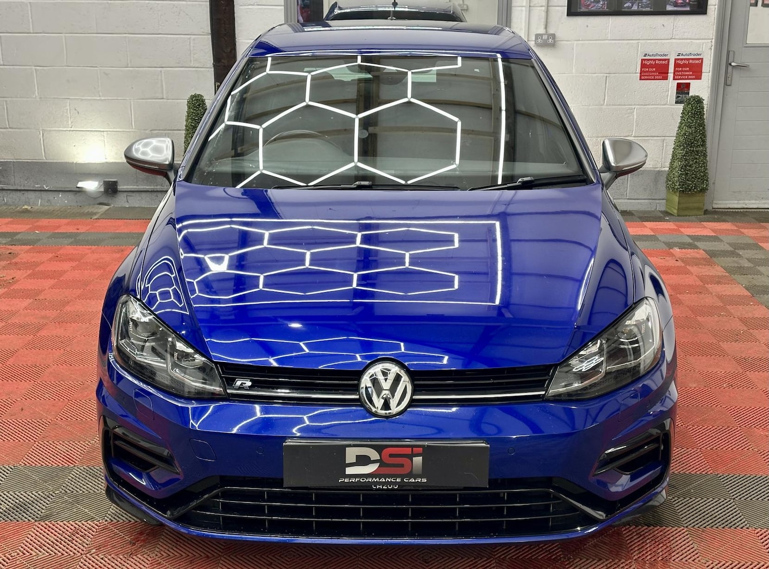 Used Volkswagen Golf 2019 for sale - 77264779: Photo 2