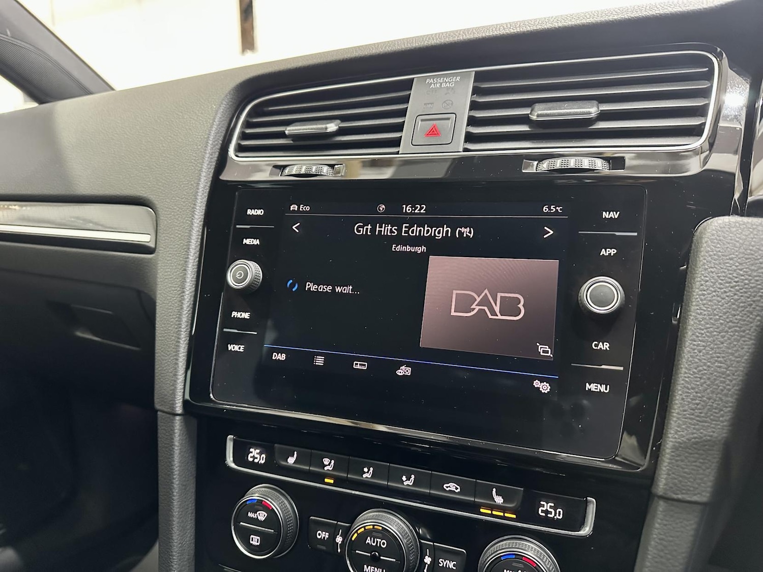 Used Volkswagen Golf 2019 for sale - 77264779: Photo 31