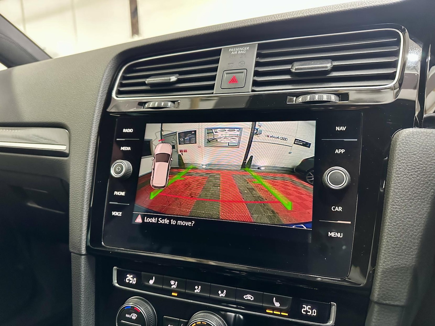 Used Volkswagen Golf 2019 for sale - 77264779: Photo 34