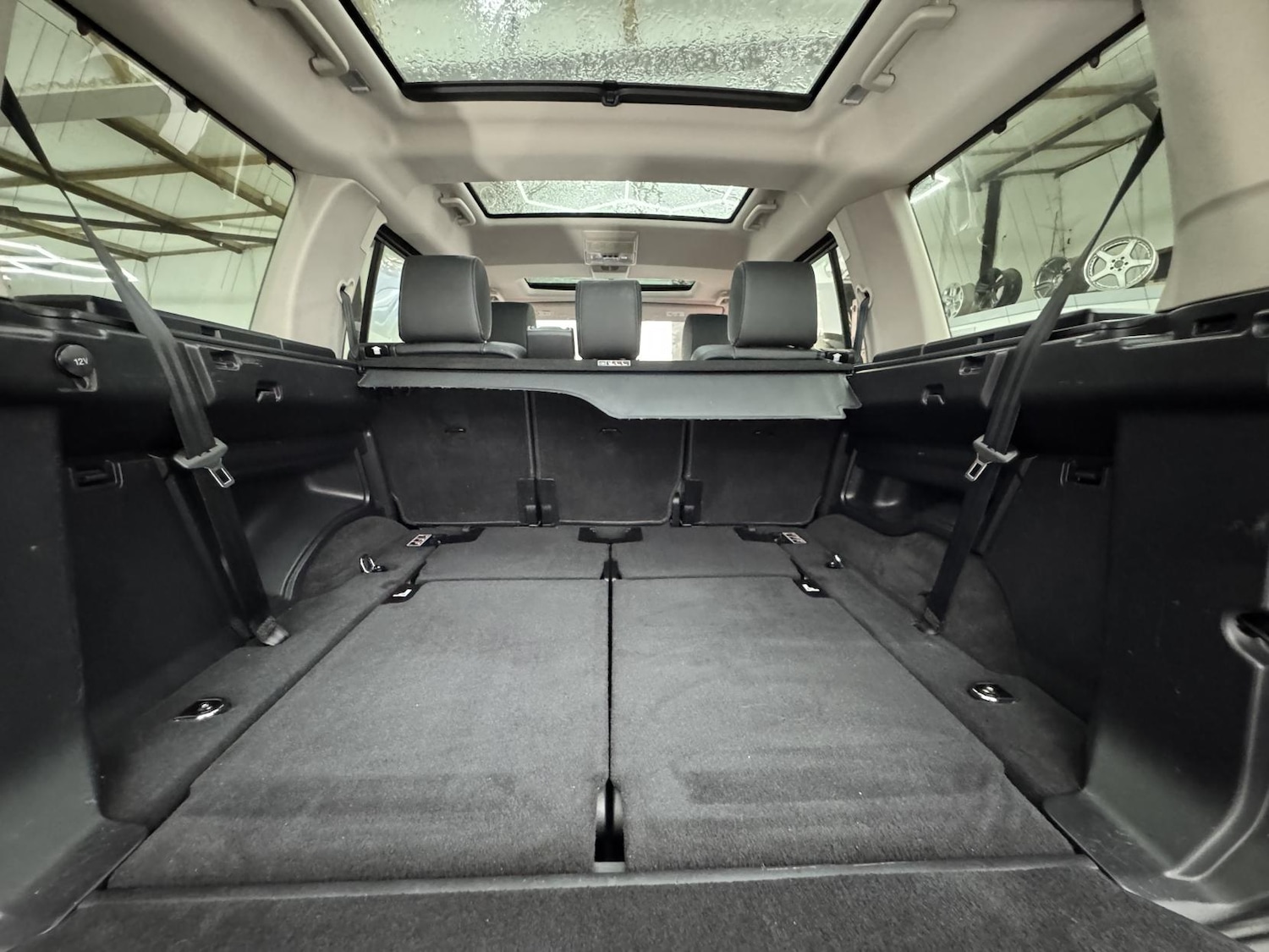 Used Land Rover Discovery 2015 for sale - 76835171: Photo 11