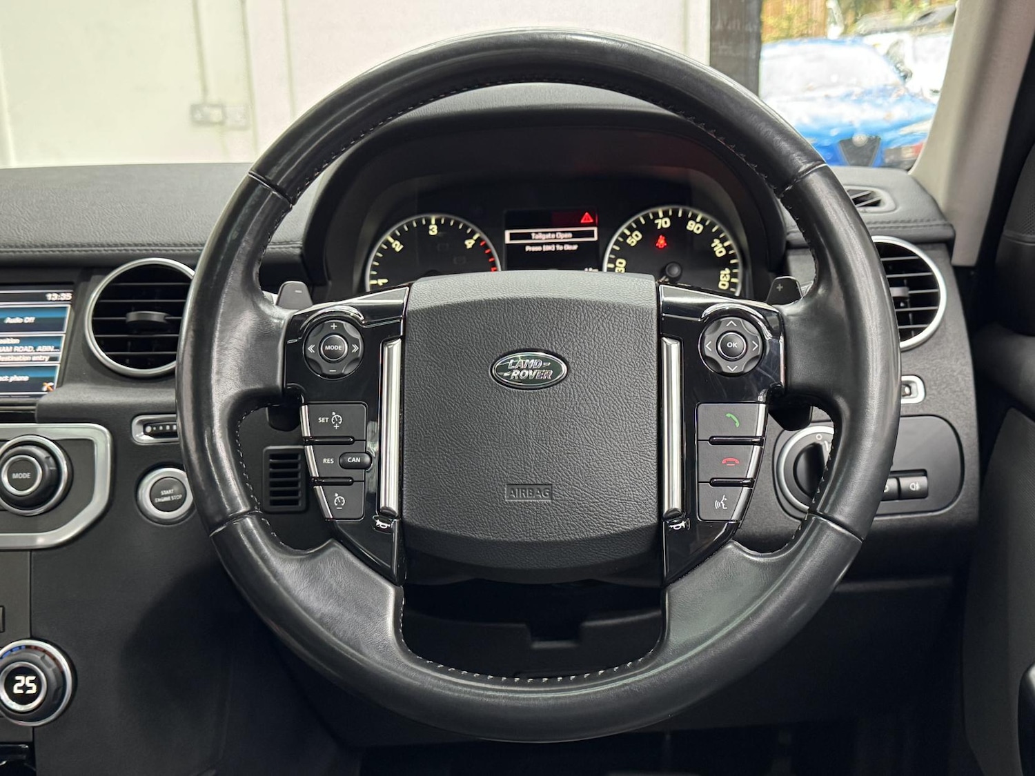 Used Land Rover Discovery 2015 for sale - 76835171: Photo 19