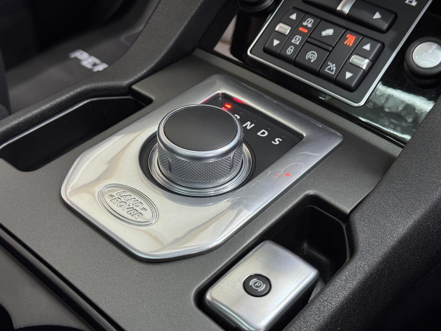 Used Land Rover Discovery 2015 for sale - 76835171: Photo 36