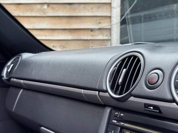 Used Porsche Boxster 2011 for sale - 75658823: Photo 16