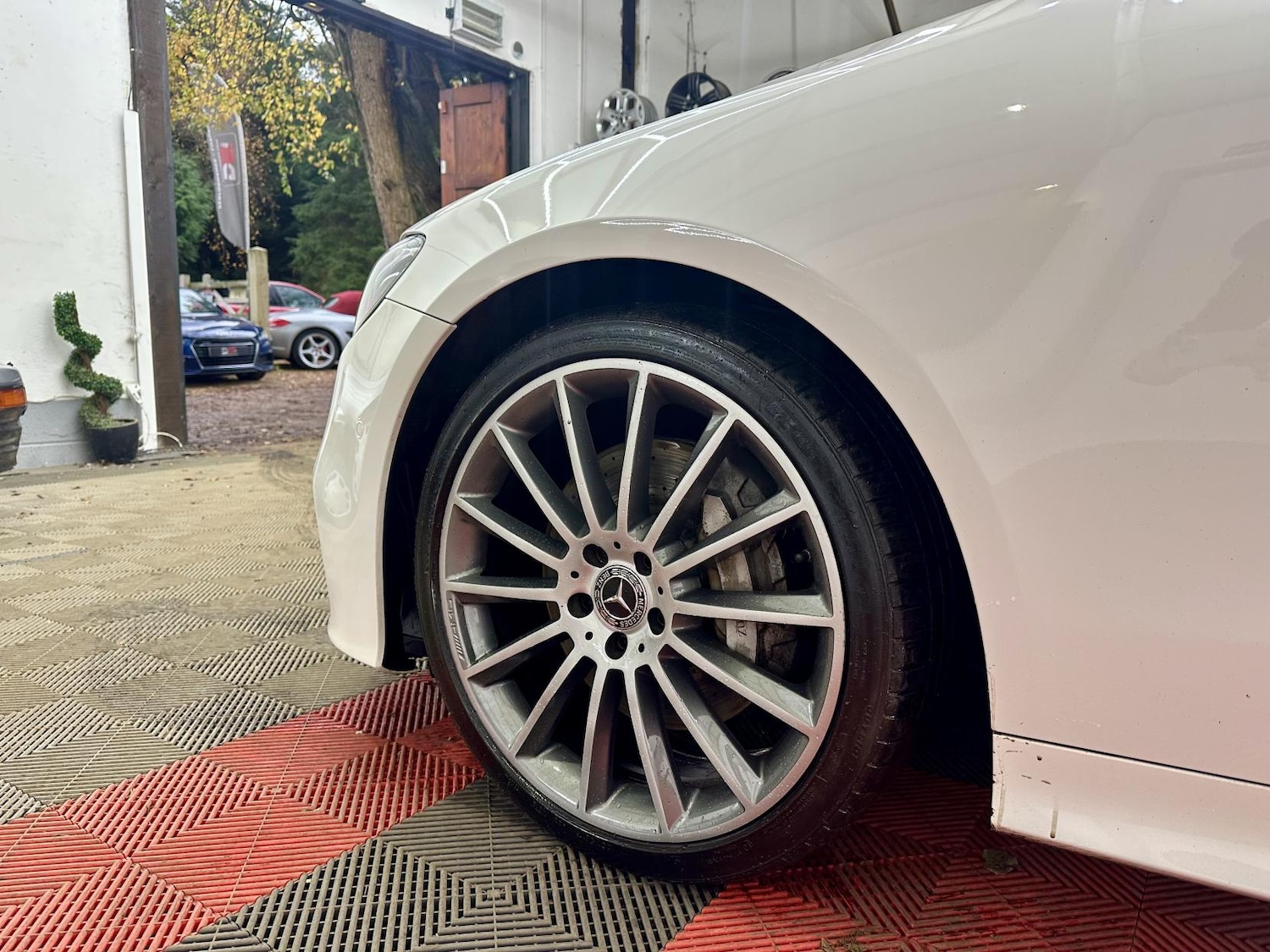 Used Mercedes-Benz E Class 2019 for sale - 76862051: Photo 15