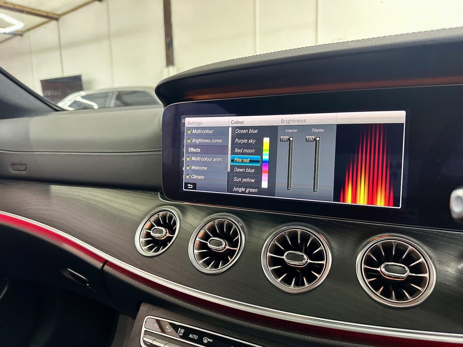 Used Mercedes-Benz E Class 2019 for sale - 76862051: Photo 41