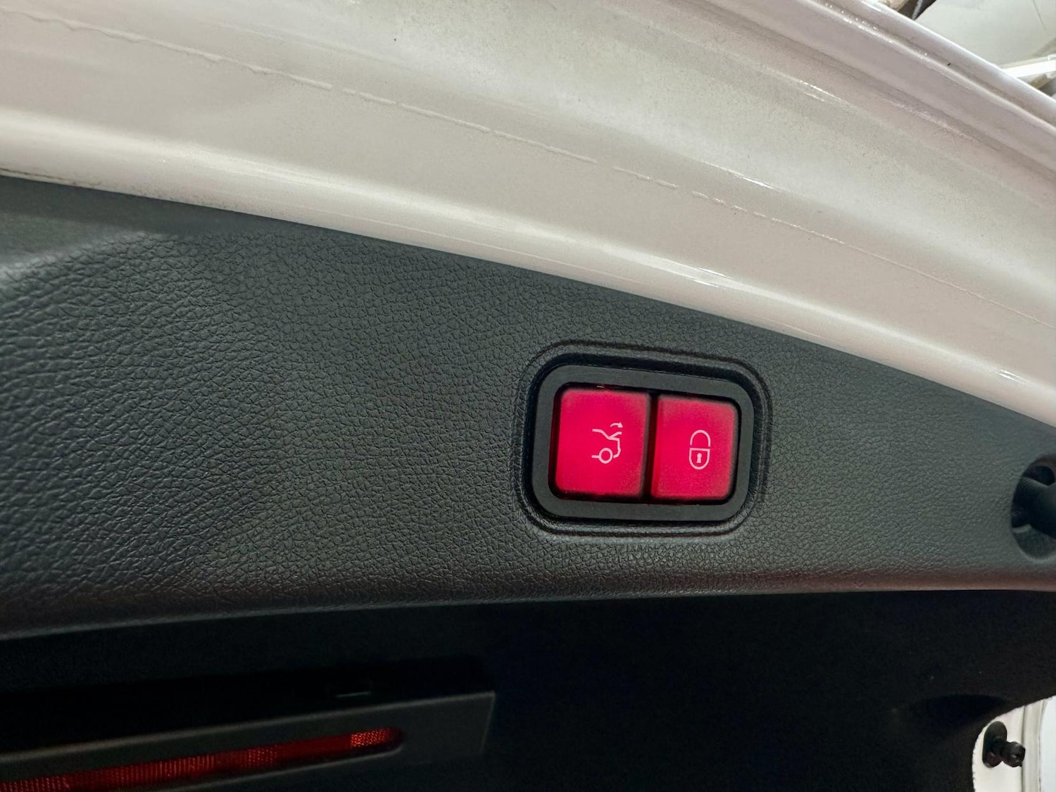 Used Mercedes-Benz E Class 2019 for sale - 76862051: Photo 8