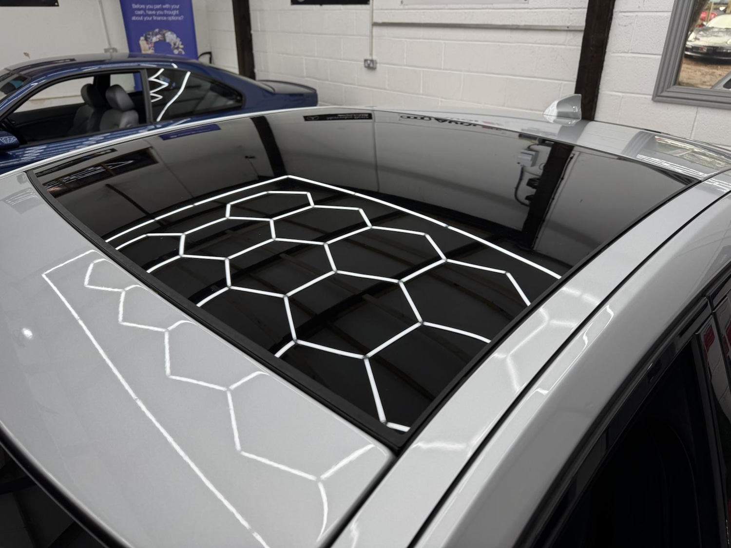 Used Jaguar XF 2018 for sale - 77026187: Photo 28