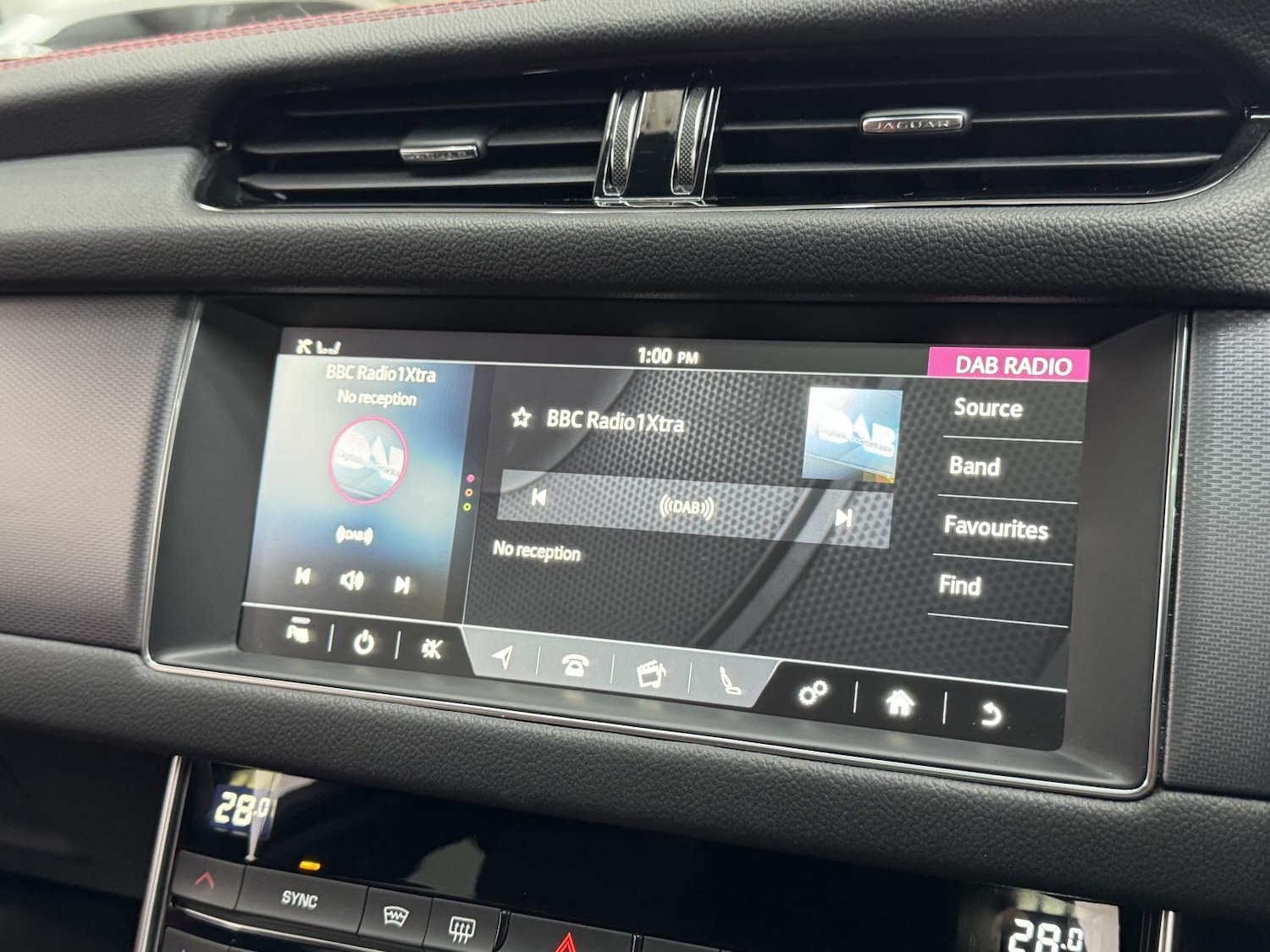 Used Jaguar XF 2018 for sale - 77026187: Photo 40