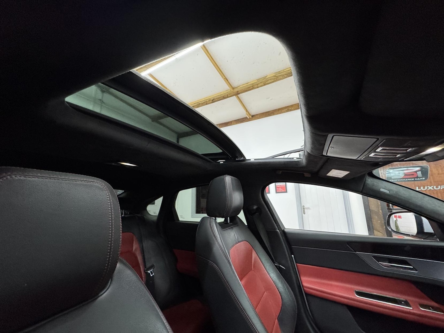 Used Jaguar XF 2018 for sale - 77026187: Photo 52