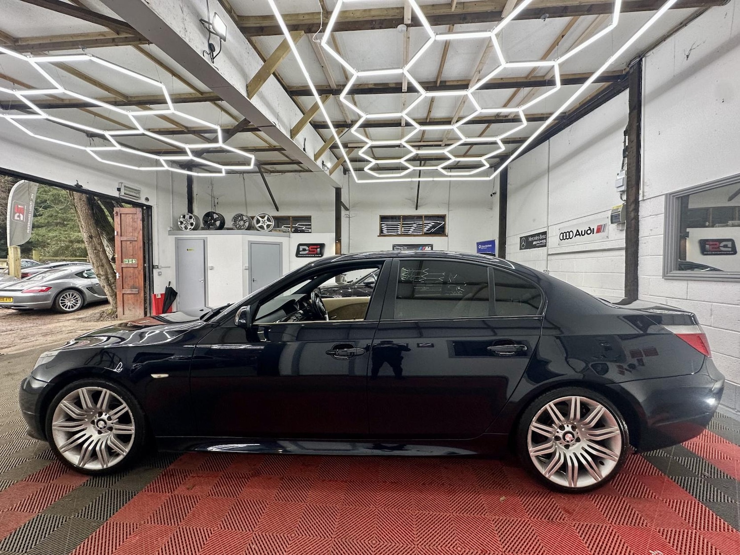 Used BMW 5 Series 2006 for sale - 77329557: Photo 5