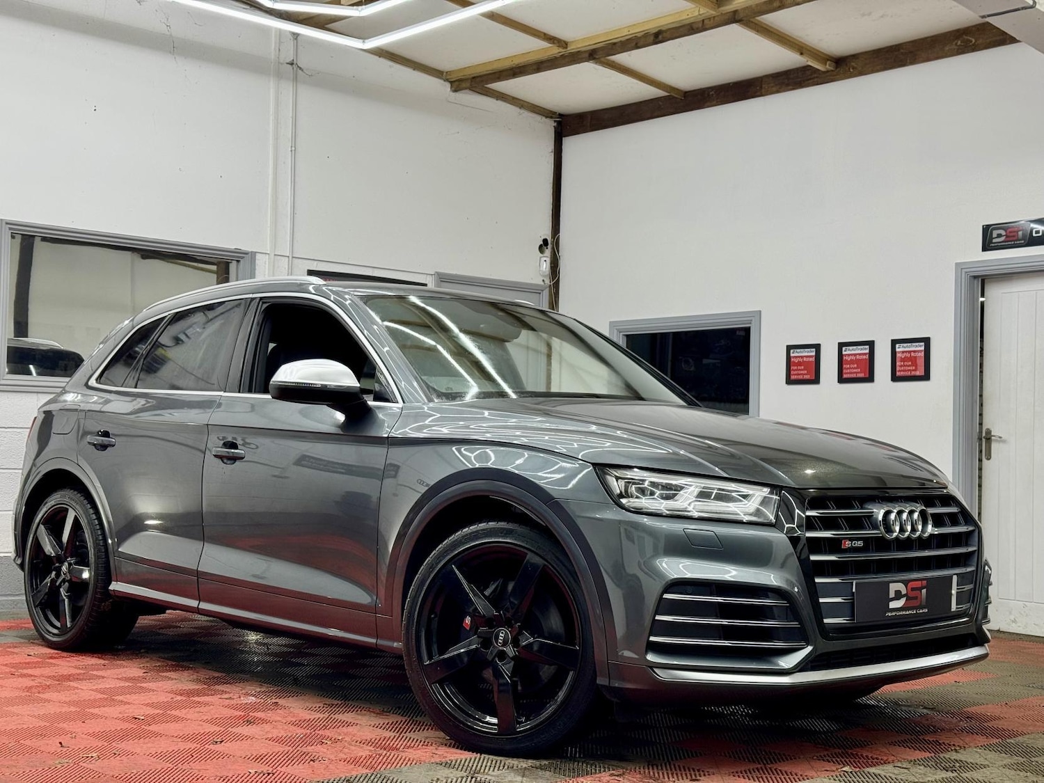 Used Audi SQ5 2018 for sale - 76922293: Photo 1