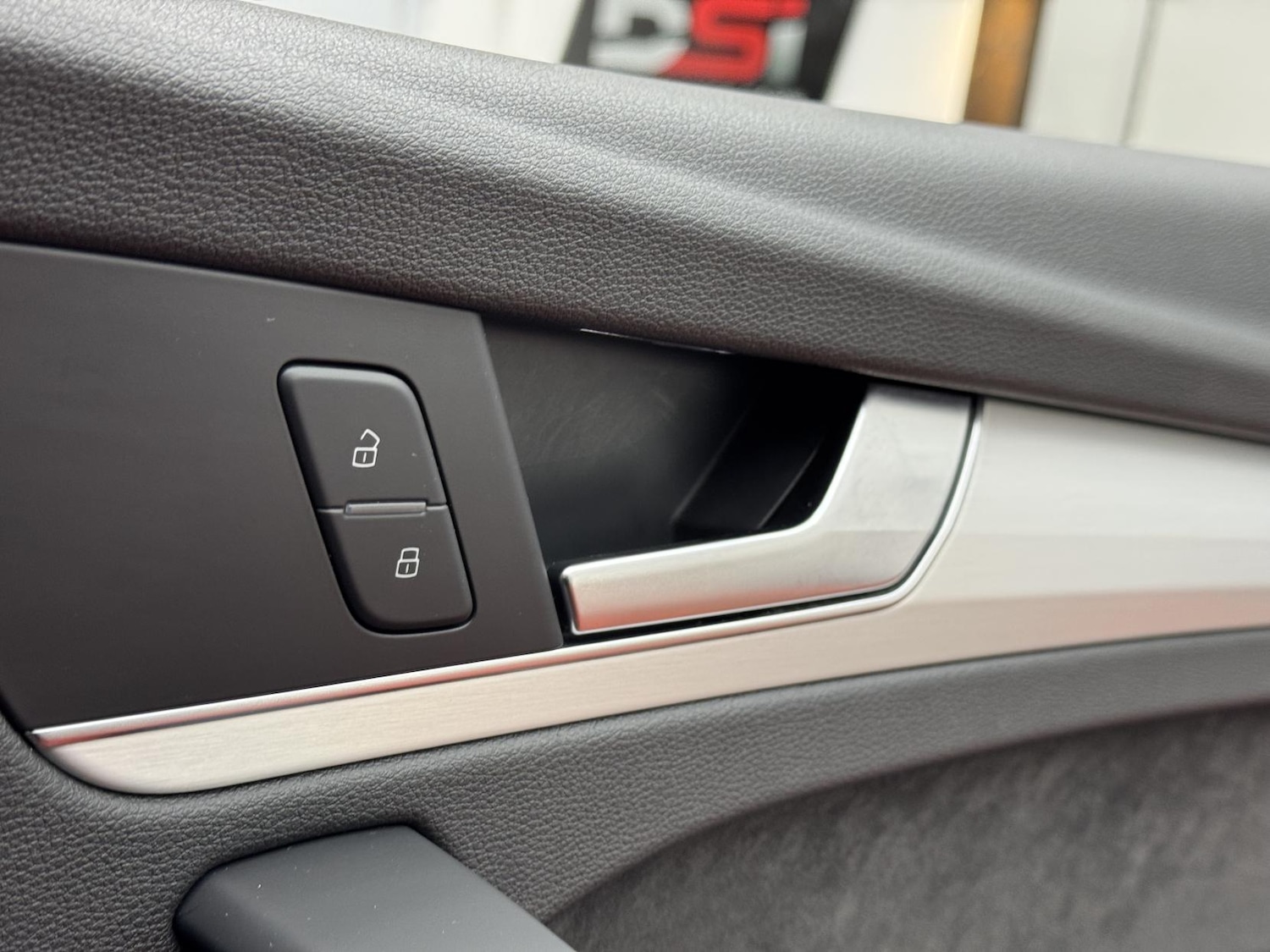 Used Audi SQ5 2018 for sale - 76922293: Photo 22