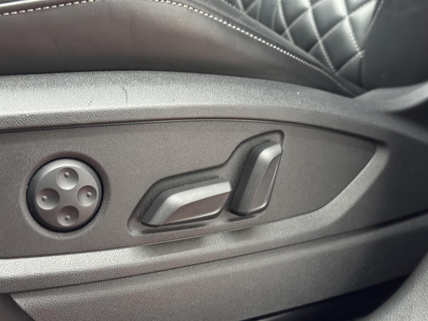 Used Audi SQ5 2018 for sale - 76922293: Photo 29