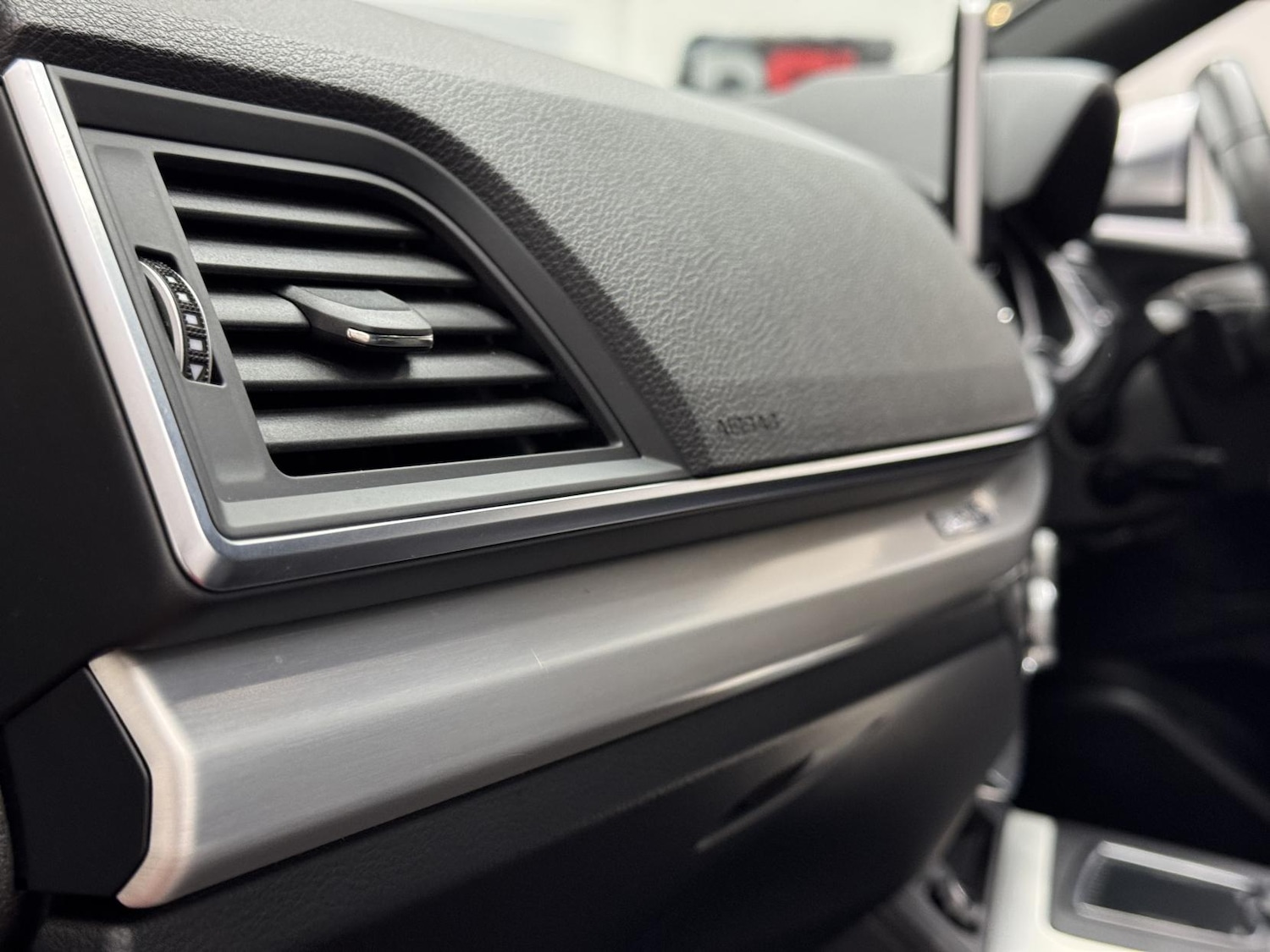 Used Audi SQ5 2018 for sale - 76922293: Photo 32