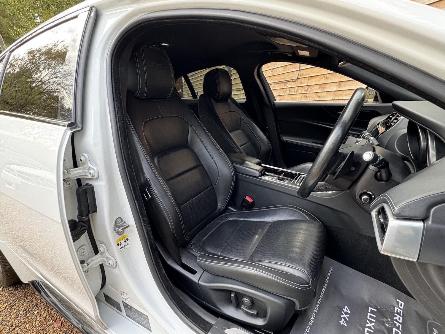 Used Jaguar XE 2016 for sale - 76480160: Photo 18