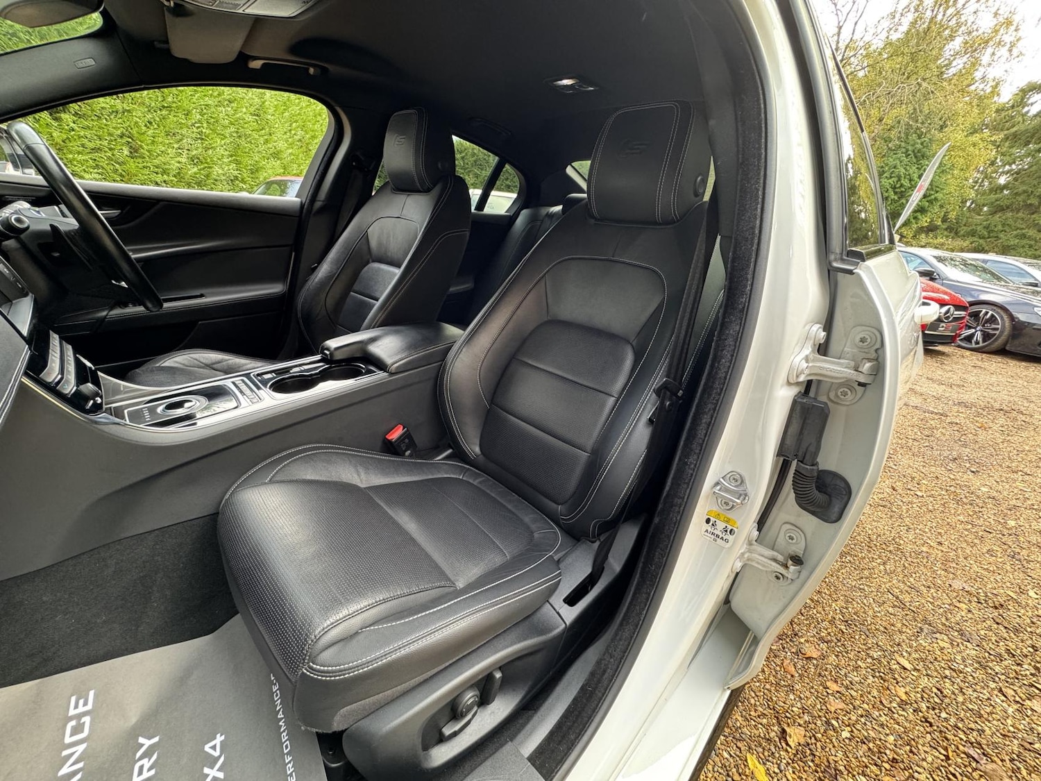 Used Jaguar XE 2016 for sale - 76480160: Photo 20