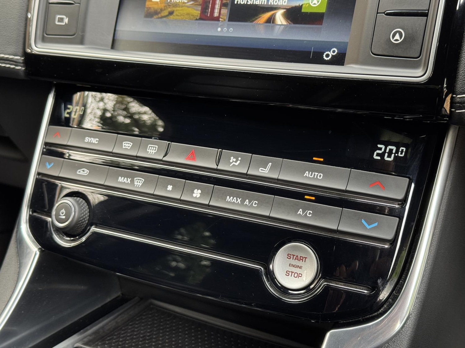 Used Jaguar XE 2016 for sale - 76480160: Photo 34