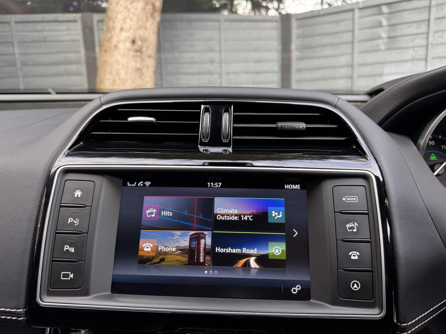 Used Jaguar XE 2016 for sale - 76480160: Photo 39