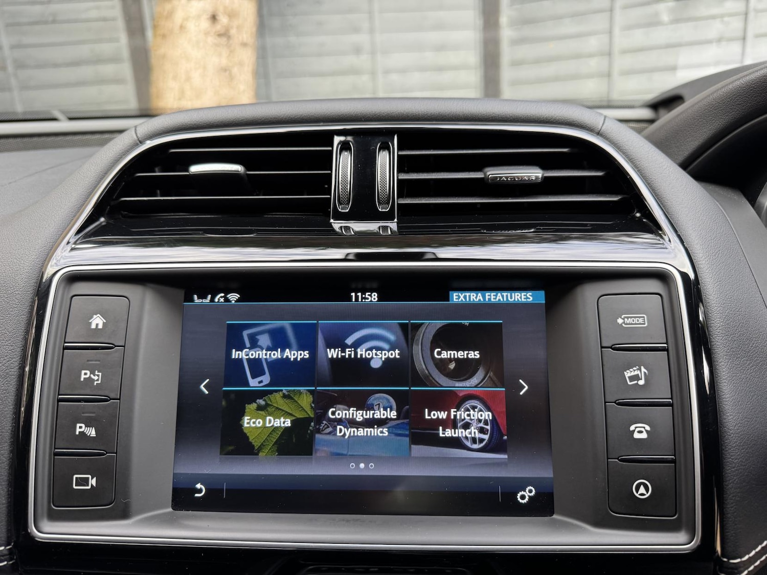 Used Jaguar XE 2016 for sale - 76480160: Photo 40