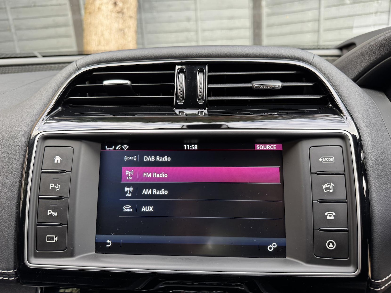 Used Jaguar XE 2016 for sale - 76480160: Photo 44