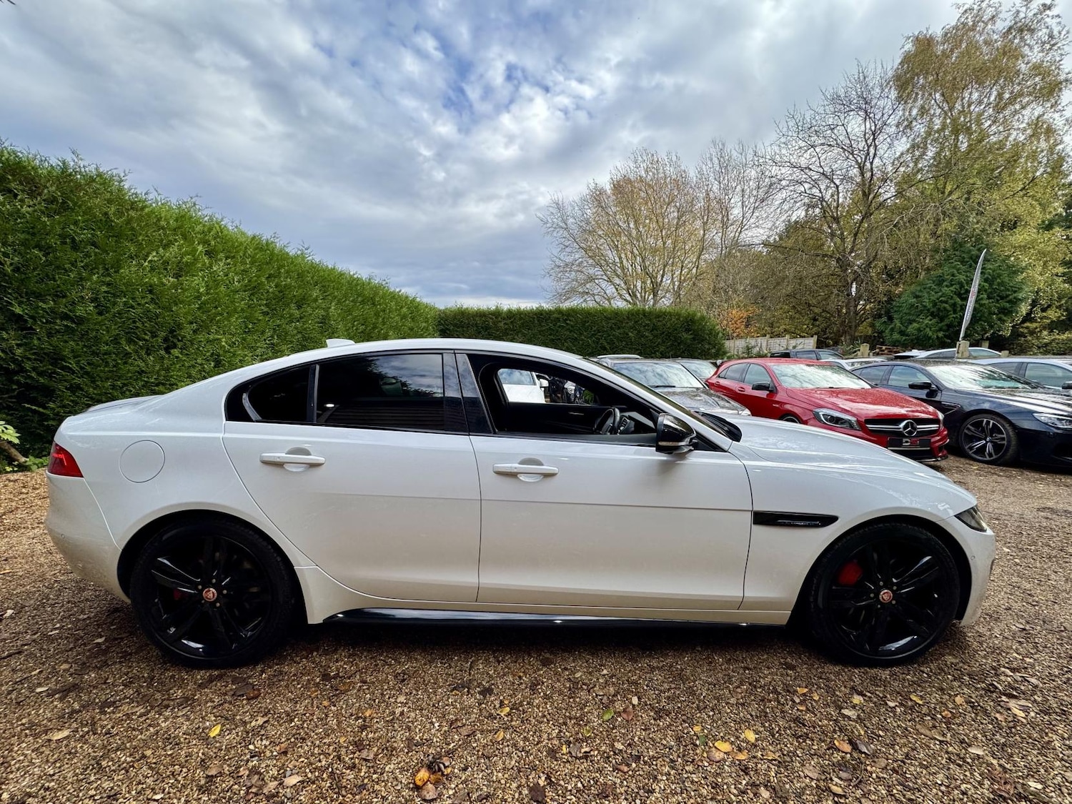 Used Jaguar XE 2016 for sale - 76480160: Photo 6