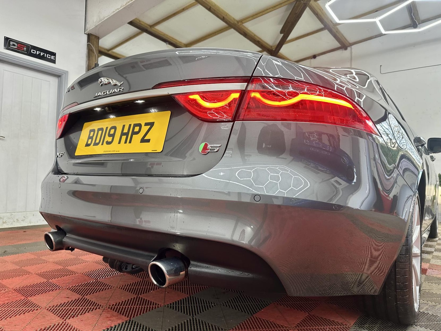 Used Jaguar XF 2019 for sale - 77435286: Photo 13