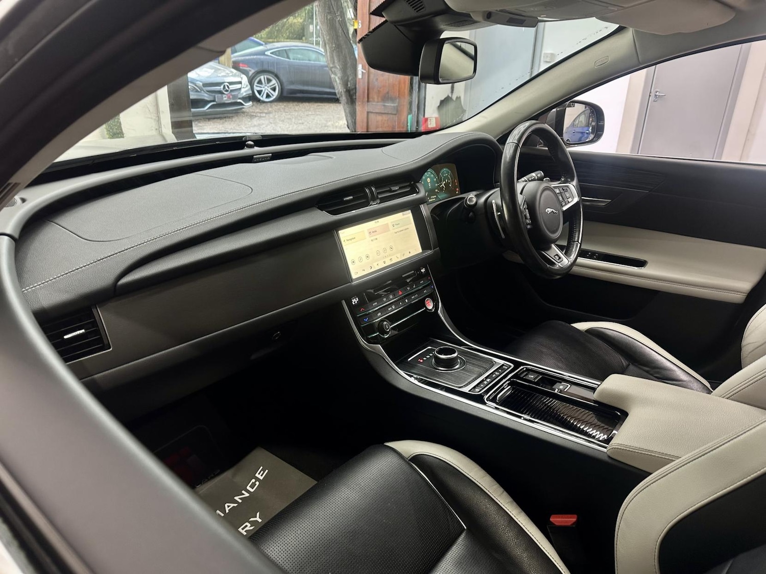 Used Jaguar XF 2019 for sale - 77435286: Photo 35