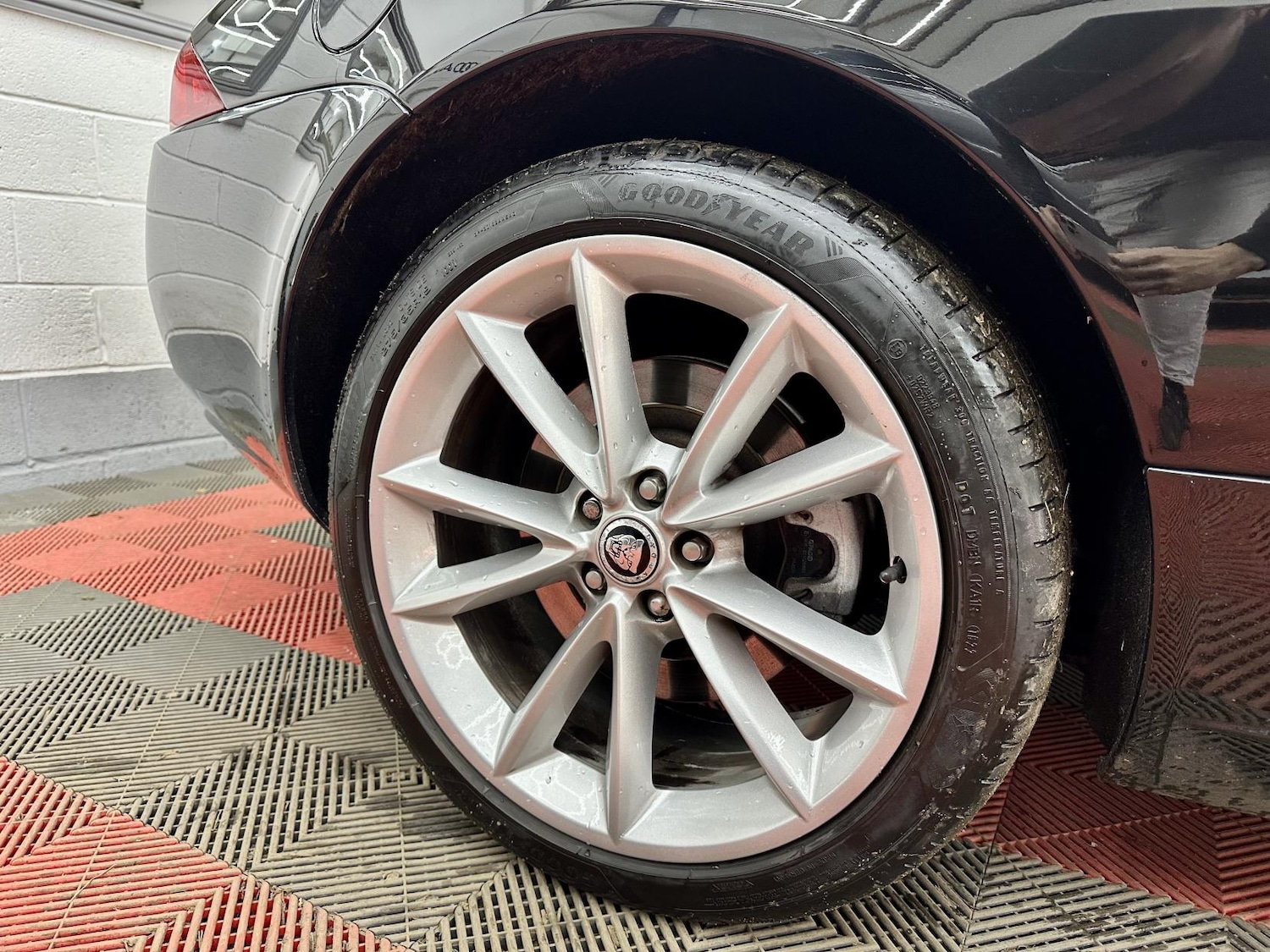 Used Jaguar XK 2012 for sale - 77837378: Photo 10