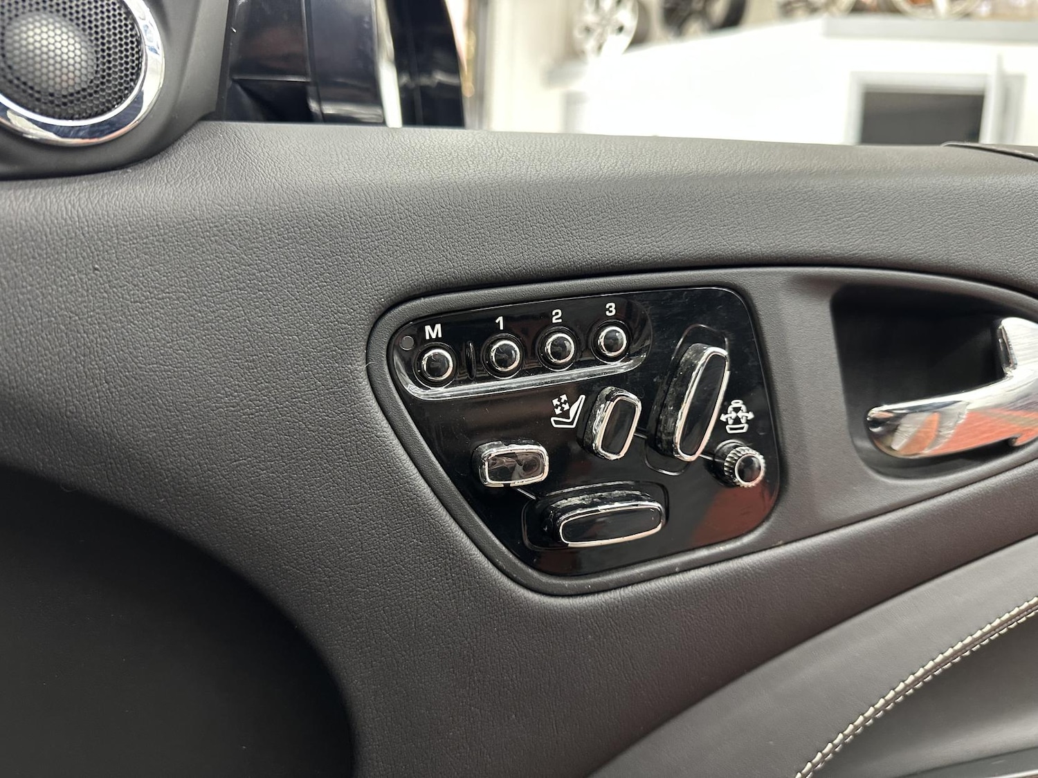 Used Jaguar XK 2012 for sale - 77837378: Photo 14